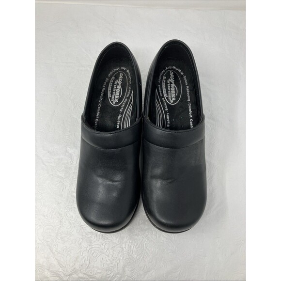 Easy Street Black Mules - Picture 1 of 10